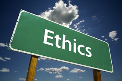 Id 122 Ethics Sign2 0