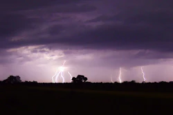 Id 1843 Lightning
