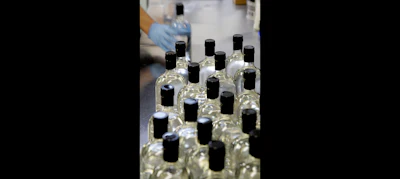 Steve Strong bottles vodka for sale at his S.D. Strong Distilling business in Parkville, Mo. (AP Photo)