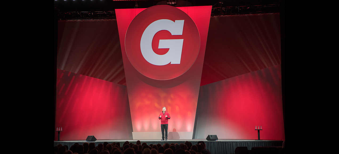 Grainger Chairman and CEO DG Macpherson addresses the Grainger Show crowd Feb. 11 in Orlando, FL. (Grainger photo)