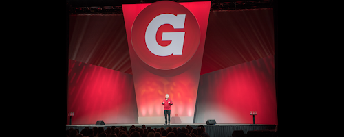 Grainger Chairman and CEO DG Macpherson addresses the Grainger Show crowd Feb. 11 in Orlando, FL. (Grainger photo)