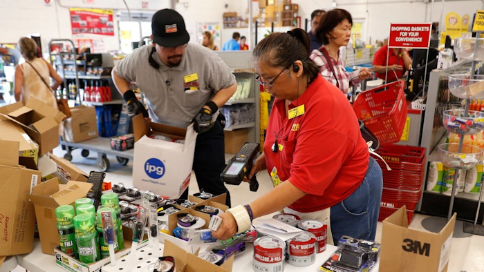 Id 38099 Ap Image Hurricane Prep