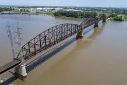 Id 38591 Missouri Bridge Ap Photo