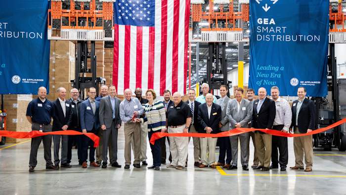 Id 40910 Ge Commerce Ribbon Cutting
