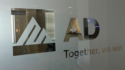 Ad Logo E