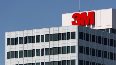 3 M B