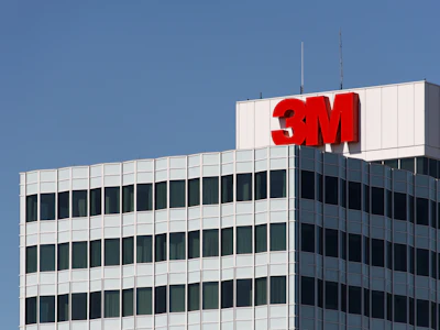 3 M B