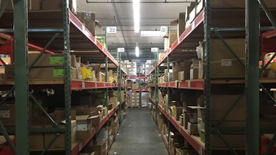 Warehouse Xczv