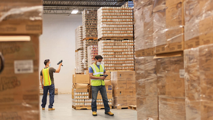 Right now, many warehouses are understaffed, making it difficult for supply chains to holistically meet faster delivery requirements and manage the rising rates of returns brought on by widespread click-and-collect and home delivery services.