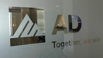 Ad Logo E