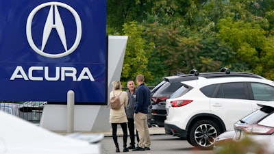 An Acura dealership in Wexford, Pa., Sept. 29, 2022.