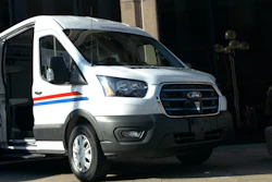 The United States Postal Service yesterday announced that it expects to acquire at least 66,000 battery electric delivery vehicles.
