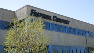 Fastenal Headquarters02