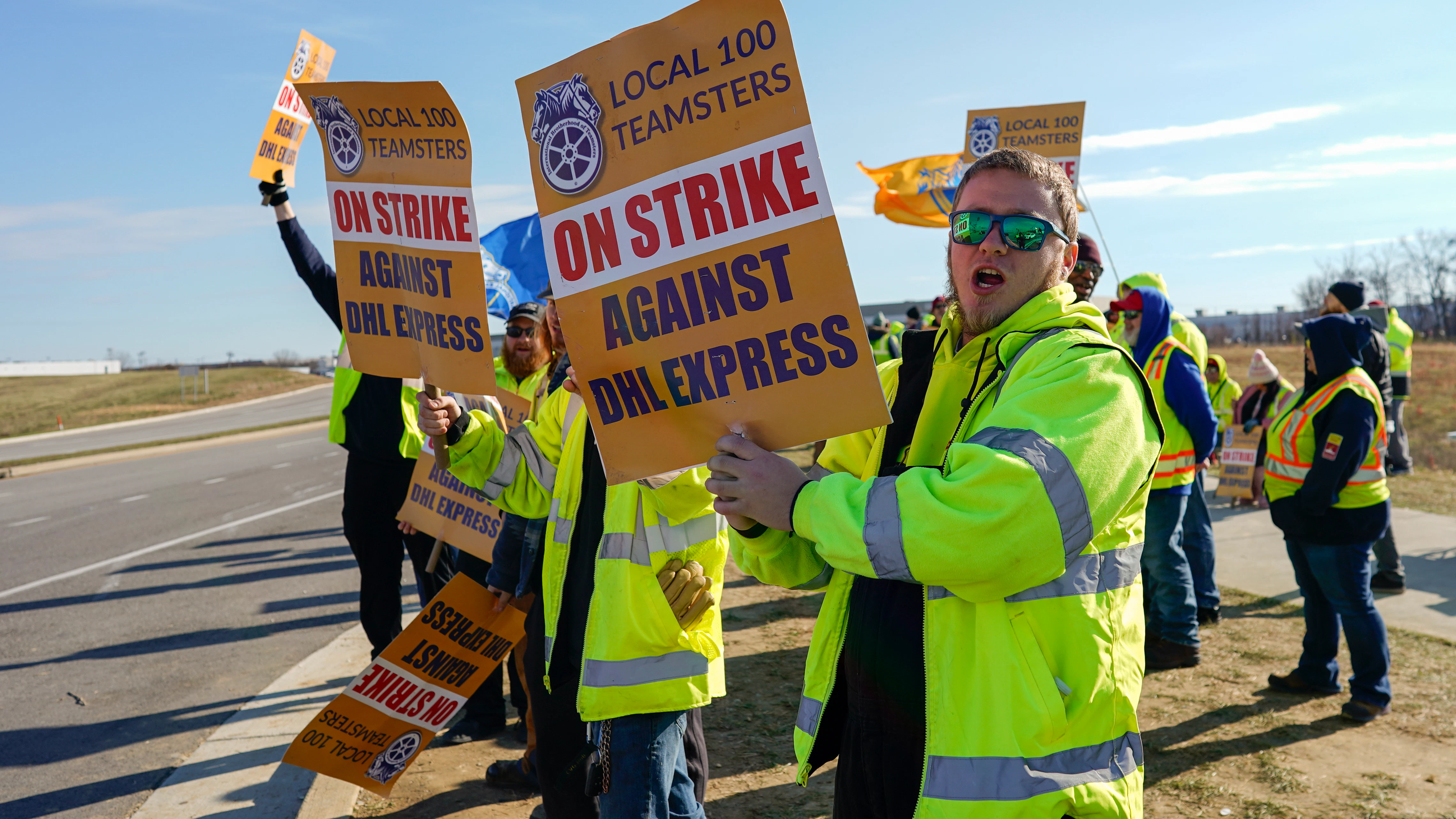 Unionized DHL Express Workers Strike at Critical Cincinnati Air Cargo Hub - Vimarsana News
