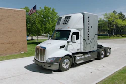 Honda Class 8 Hydrogen Fuel Cell Truck Concept 1