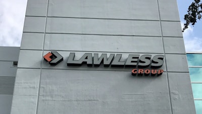 Lawless Sdf 619402c673de4 61e6ce0a3e5dc 6231fbc69c50a