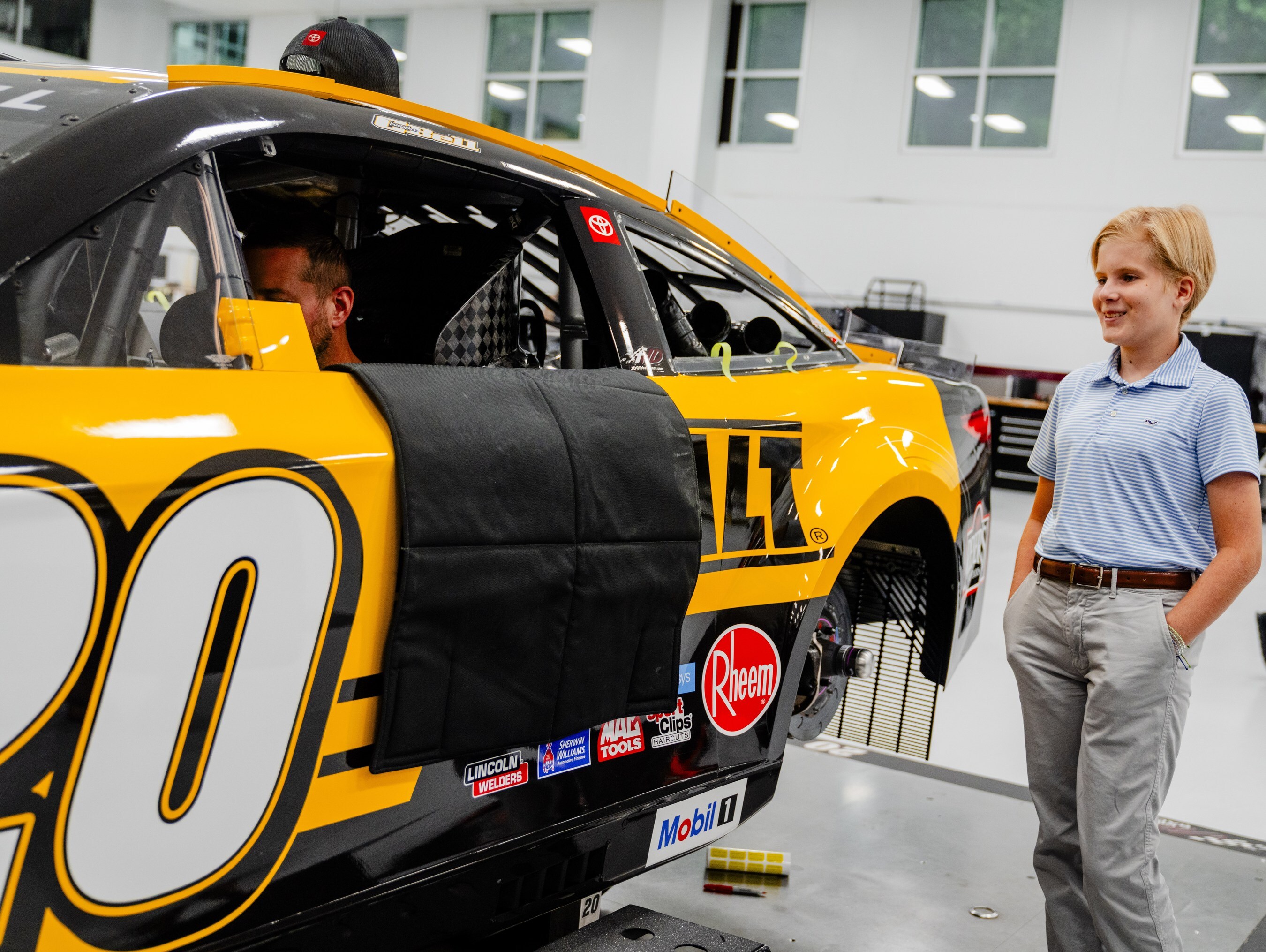 White Cap Supply Holdings No 20 Dewalt Car