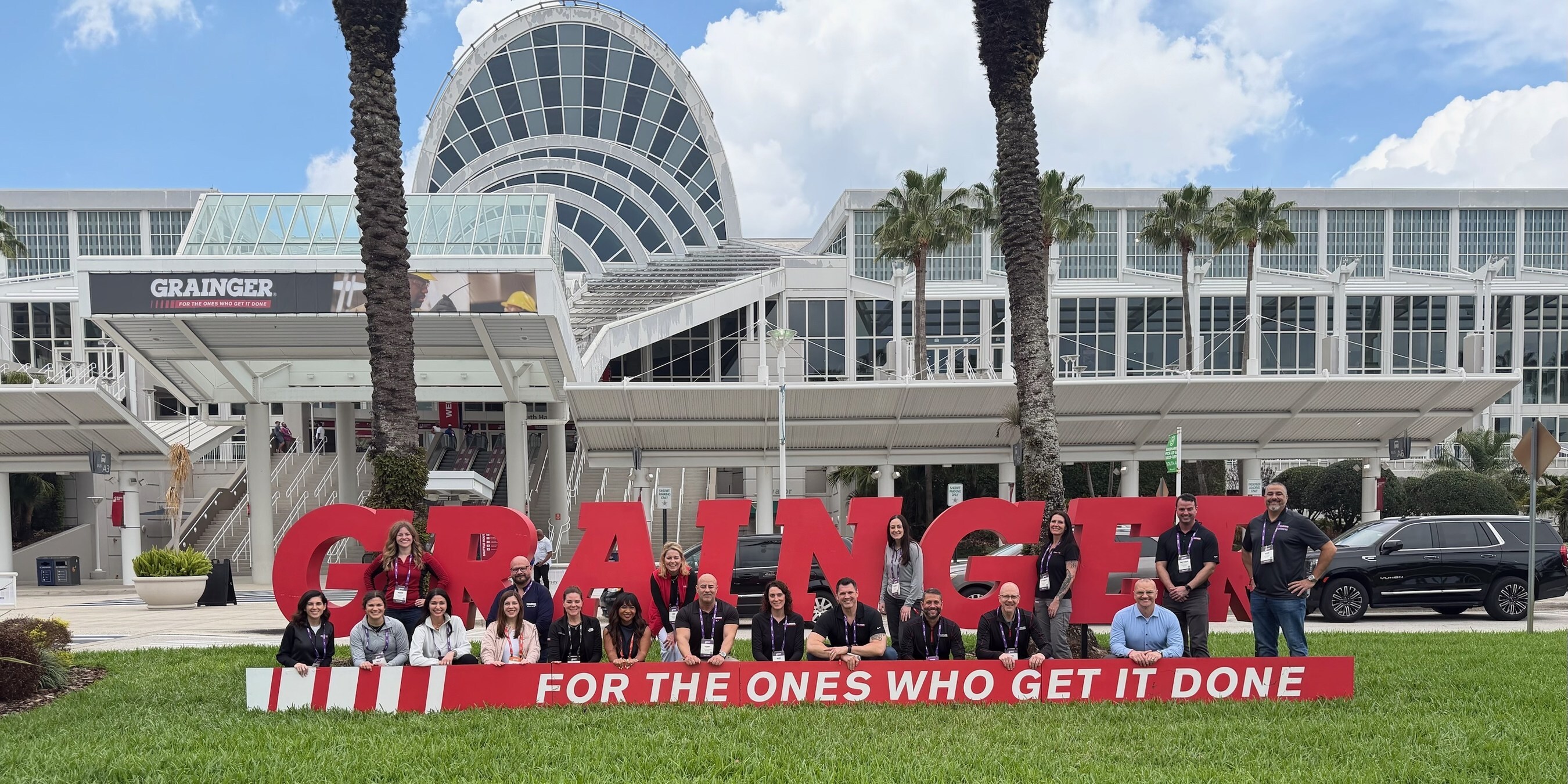 W W Grainger Inc 2026 Grainger Show Outside Ft Team Members