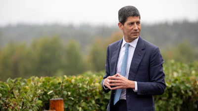 Fed Chair Kevin Warsh arrives at the annual Jackson Hole Economic Policy Symposium in Moran, Wyo., Aug. 28, 2026.