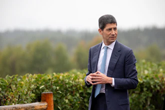 Fed Chair Kevin Warsh arrives at the annual Jackson Hole Economic Policy Symposium in Moran, Wyo., Aug. 28, 2026.