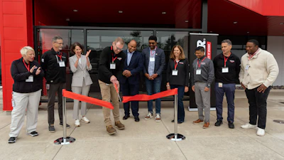 Ribbon-cutting ceremony at Grainger's distribution center in Gresham, Ore., Aug. 19, 2026.