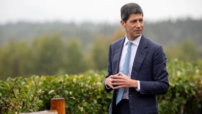 Fed Chair Kevin Warsh arrives at the annual Jackson Hole Economic Policy Symposium, Aug. 28, 2026, Moran, Wyo.